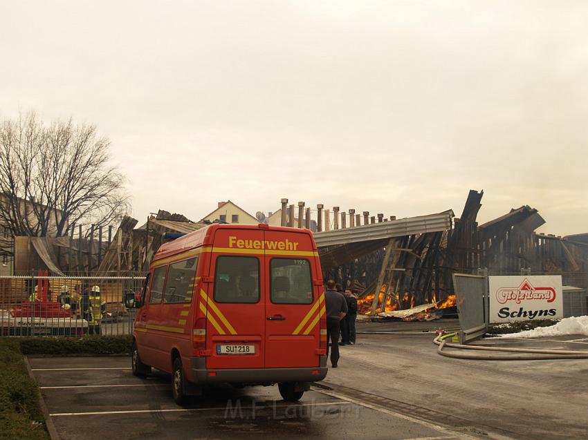 Grossbrand Holzlager Siegburg Industriestr P299.JPG